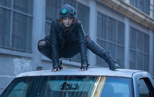 Camren Bicondova gotham