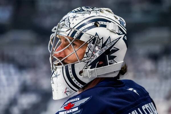 Connor Hellebuyck has been pulled in two of the five games so far in Round 1.