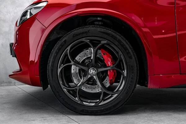 Alfa Romeo Stelvio Quadrifoglio Q4* 510PS*Pano*Ca