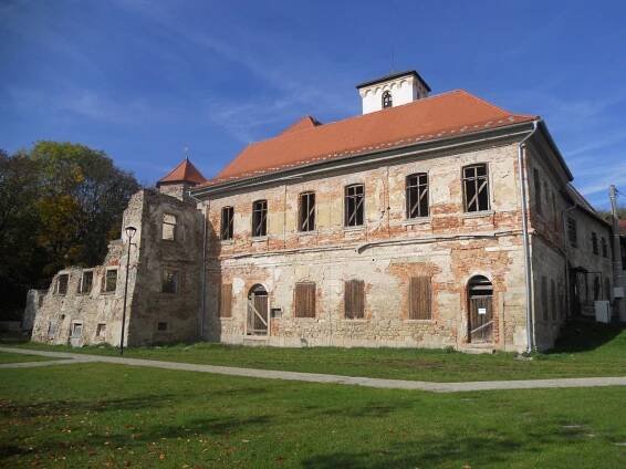 Zámek Hazlov | Databáze domů s historií