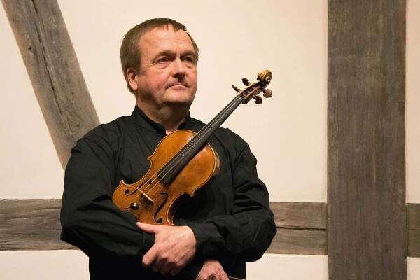 Der Geiger Mathias Neundorf Solist Kammermusik Violinunterricht Geigenunterricht - Violinunterricht Geige Mathias Neundorf