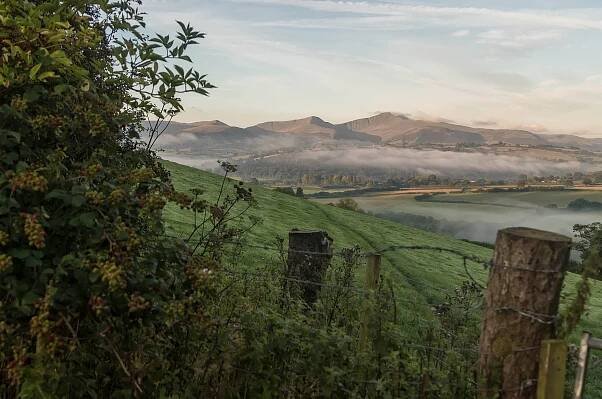 35a-august-brecon-dawn