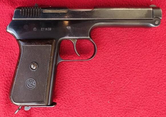 Pistole ČZ Vz.38 z výzbroje finské armády - Sběratelské zbraně