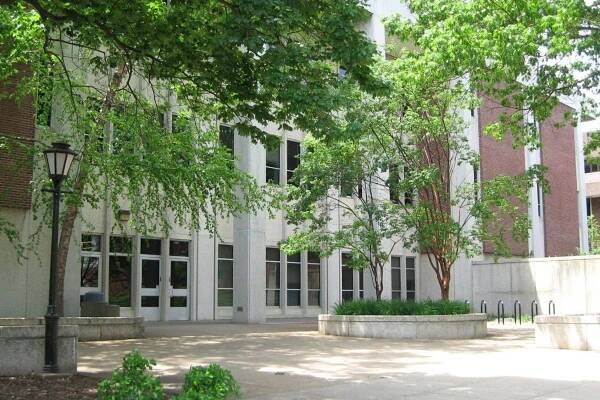 Willard-Hall-Exterior