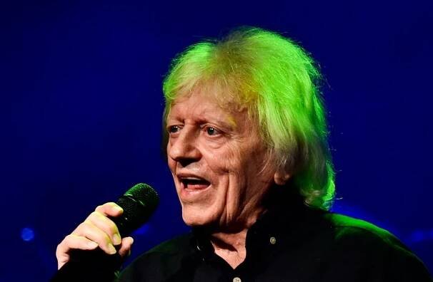 Václav Neckář slavil 80 ve velkém stylu: Poklona od Nohavici, hovor s Kubišovou