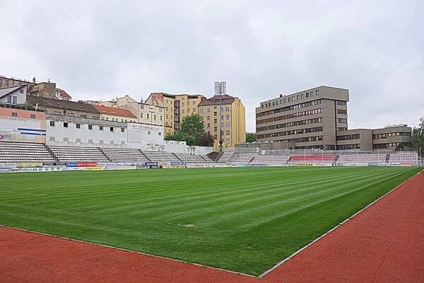FK VIKTORIA ŽIŽKOV, a.s. foto 2