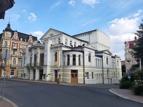 Městské divadlo Mariánské Lázně foto 2