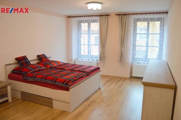 Pronájem bytu 2+1 v osobním vlastnictví 79 m², Prachatice