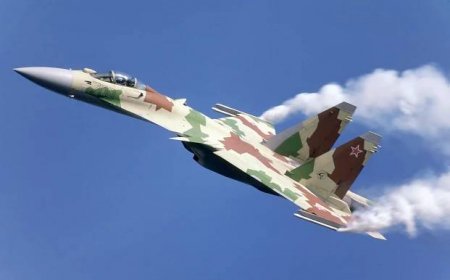 Soubor:Su-35 (12509727094).jpg – Wikipedie