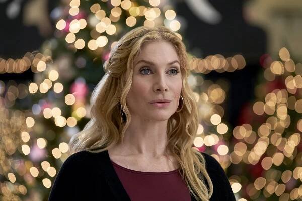 The Christmas Club - Z filmu - Elizabeth Mitchell