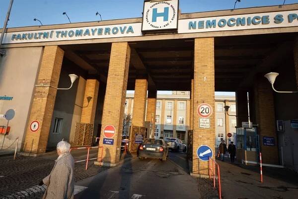 Neakutní výkony už omezila i nemocnice v Krči, přidala se k Bulovce a Motolu