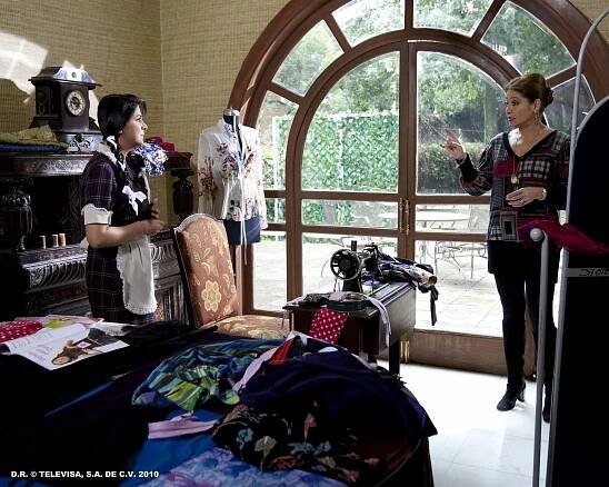 Victoria Ruffo, Daniela Romo - Triunfo del amor - Z filmu