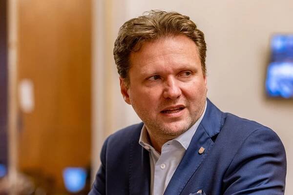 Radek Vondráček: Nechci umlčet média, o kauzách se veřejnost dozví