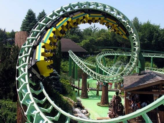 Soubor:MagicMountain Gardaland Screw.jpg – Wikipedie