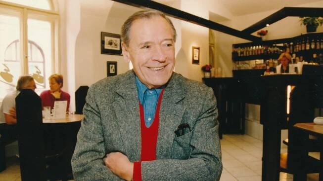 Josef Bek sváděl kolegyně. Slavná herečka s ním měla erotický zážitek přímo na jevišti