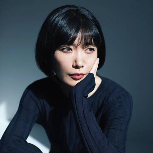 Mieko Kawakami Is a Feminist Icon in Japan. She Has Other Ambitions.