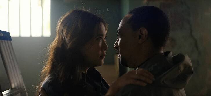 Velký poprask na malém městě - Deerfest: Část první - Z filmu - Ally Maki, Damon Gupton