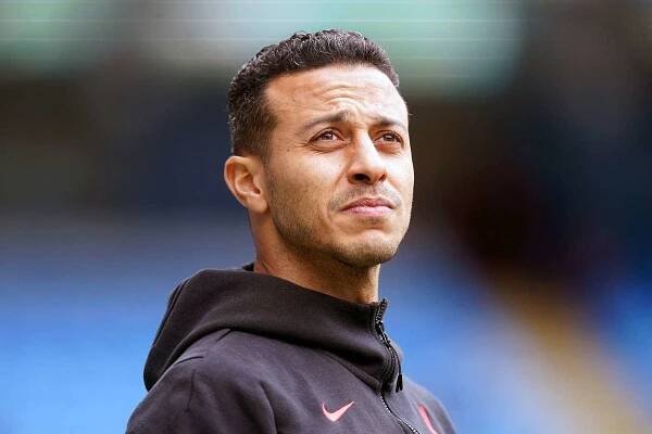 Díky, fotbale... Dvojnásobný vítěz Ligy mistrů Thiago ukončil ve 33 letech kariéru