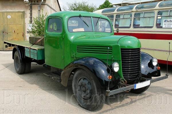 (1950) Praga RND | Galerie | Veteráni i veterán - Oldtimers - Historická vozidla
