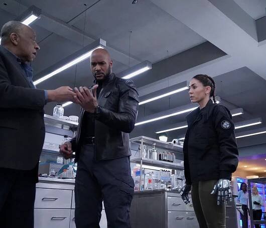 Agenti S.H.I.E.L.D. - Chybějící díly - Z filmu - Barry Shabaka Henley, Henry Simmons, Natalia Cordova-Buckley