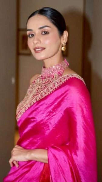 Manushi Chhillar looks ethereal in traditional drapes