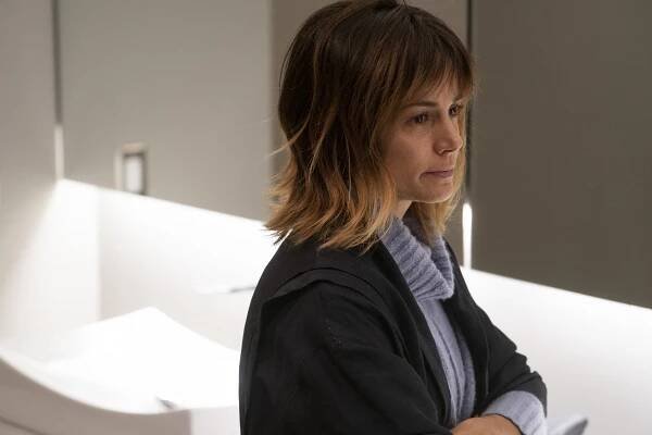 A Million Little Things - Twelve Seconds - Z filmu - Stephanie Szostak