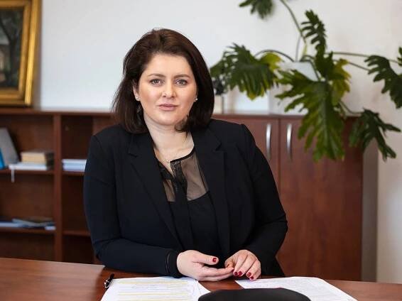 Nejen Schillerová. Fotografa a správce sítí na ministerstvu měla i Maláčová