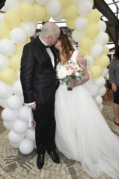 OBRAZEM: Podívejte se na nejhezčí momenty z veselky Bohuše Matuše a jeho Lucky