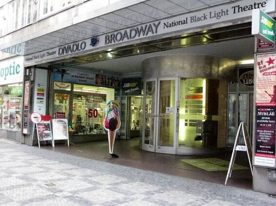 divadlo-broadway-1.jpg