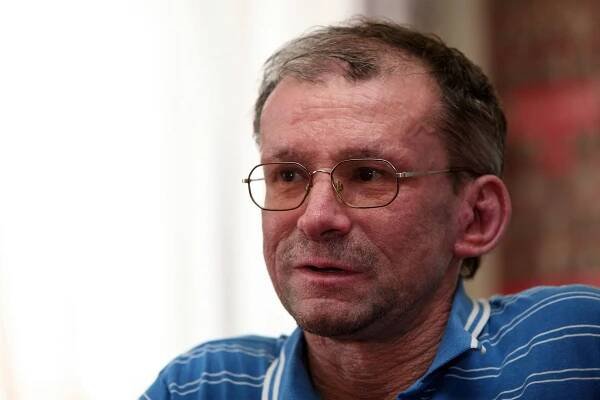 'A úředníkovi ti mrtví nevadí?' brání se bojovník proti D8