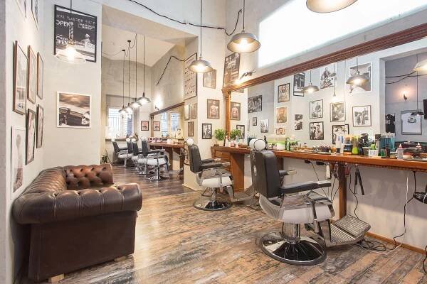 Gentleman Barber – Lato Pictures
