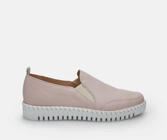 Kožené dámské slip-on na nevšední podrážce , 