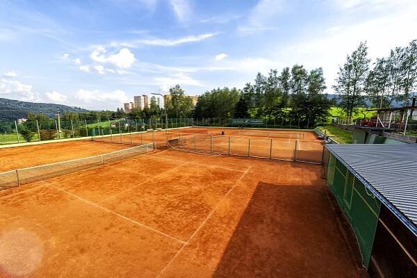 Tenis Tanvald - Sportovní centra, fitness - Jizerské hory - Tanvald