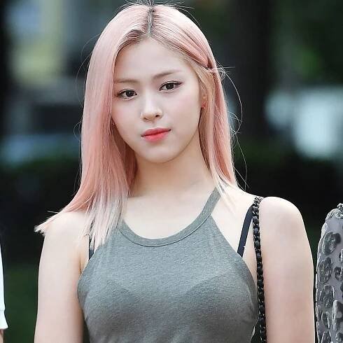 Ryujin ITZY Height, Weight, Age (South Korean Celebrities) - Celebrity Caster 2025