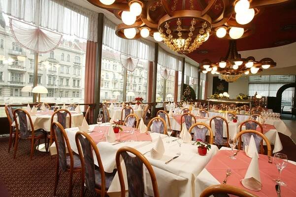 Rekonstrukce PARKHOTELU PRAHA – StavbaWeb