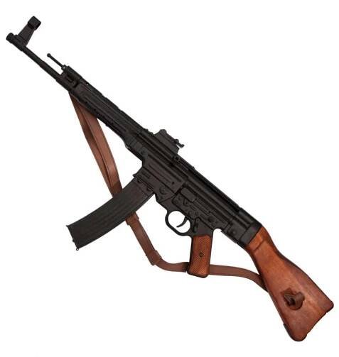 StG 44 Assault Rifle, Germany 1944