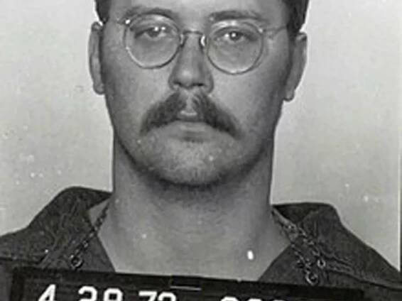 What drove serial killer Edmund Kemper to decapitate his mum and have sex with her head
