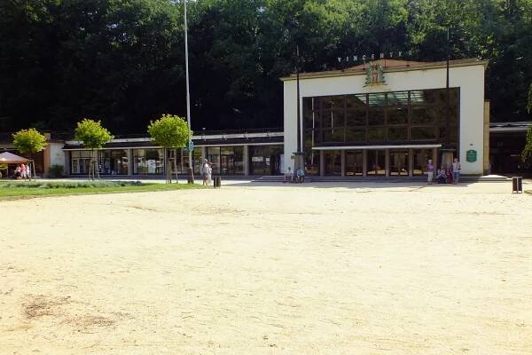 Nejkrásnější moravské lázně: Kolonádu si zamilujete, Vincentku popíjel i Masaryk