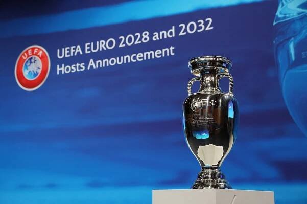 Potvrzeno. Euro 2028 se bude hrát na Ostrovech, další ME v Itálii a Turecku