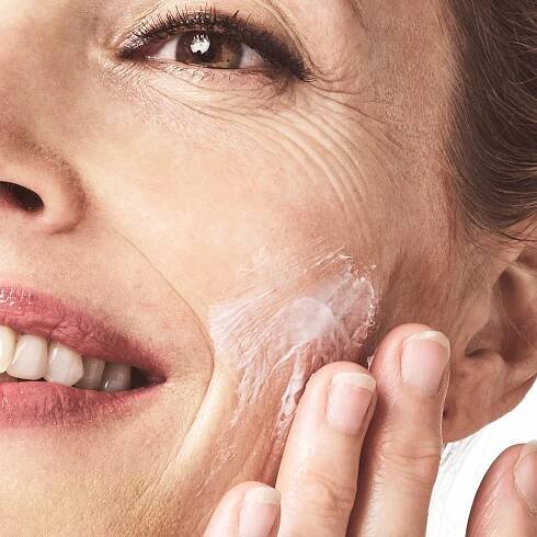 Denní multikorekční krém SPF 15 NovAge Time Restore