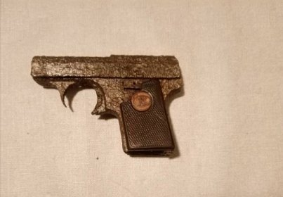 torzo pistole Walther model 9
