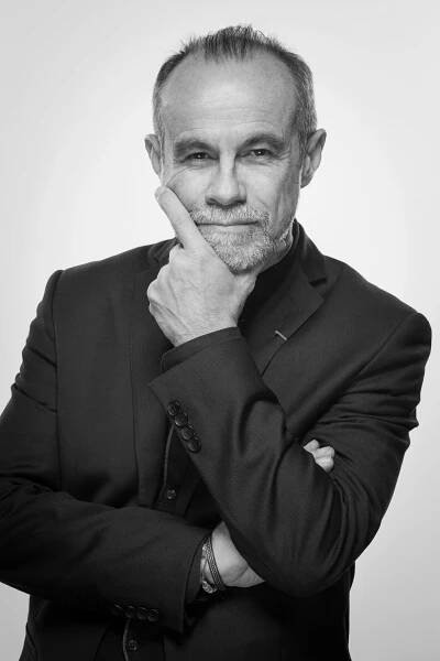 Carlos moreno portrait credit sylvain leurent