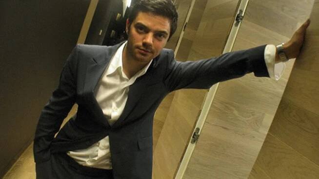 dominic_cooper-352x198.jpg