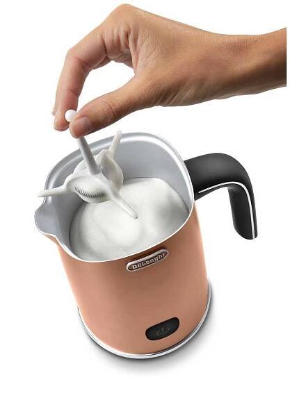 Napěňovač mléka DeLonghi EMFI.CP měděný