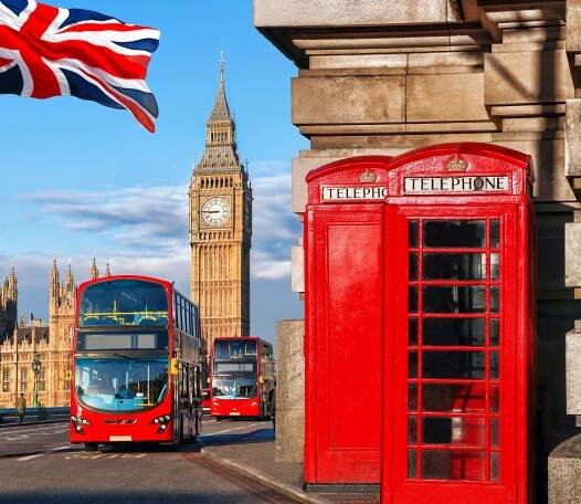 Stáhnout - Londýn symboly s Big Ben, Double Decker Bus a červené telefonní budky v Anglii, Velká Británie — Stock obrázek