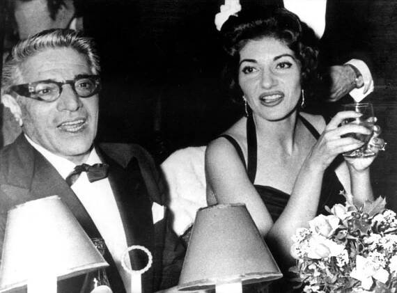Předchůdkyně Jackie Onassis s bohatým milencem trpěla: Marii zdrogoval, aby s ním měla sex!