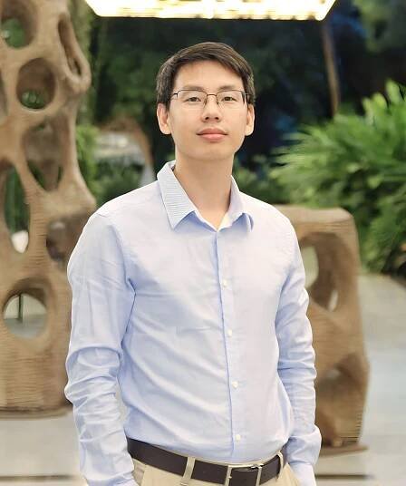 LS. Toan Dinh.JPG