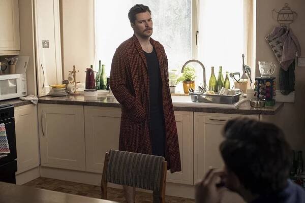 Moderní láska - Cizinci ve vlaku (do Dublinu) - Z filmu - Jack Reynor