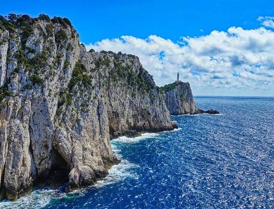 Útesy ostrova Lefkada