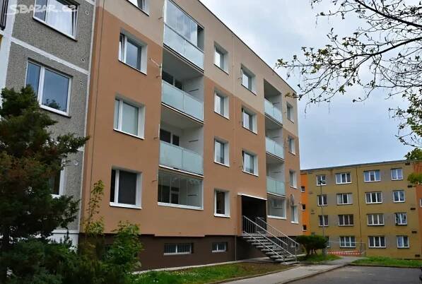 Pronájem-byt 3+1-Lodžie, opraveno, ÚL - Na Kohoutě - Ústí nad Labem, Bukov - Bazar